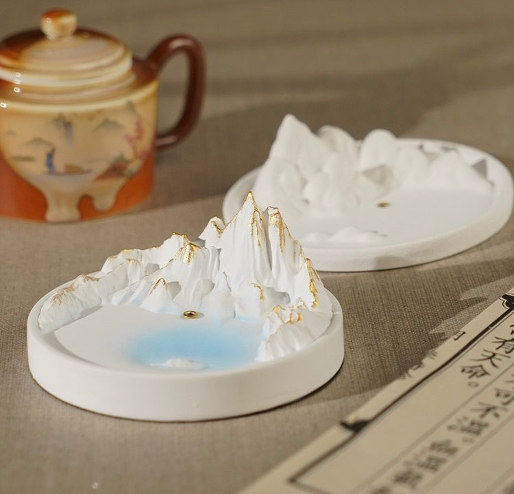 A Thousand Miles of Mountains and Rivers Incense Holder - Gold Painting