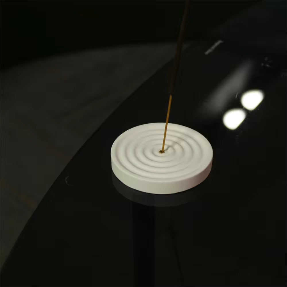 Water Ripple Incense Holder – Handmade White Plaster Incense Burner