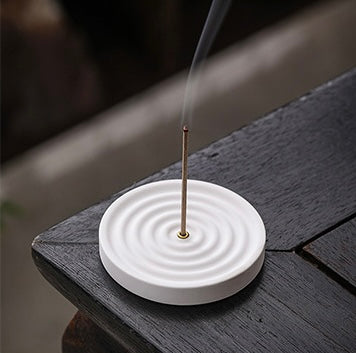 Water Ripple Incense Holder – Handmade White Plaster Incense Burner